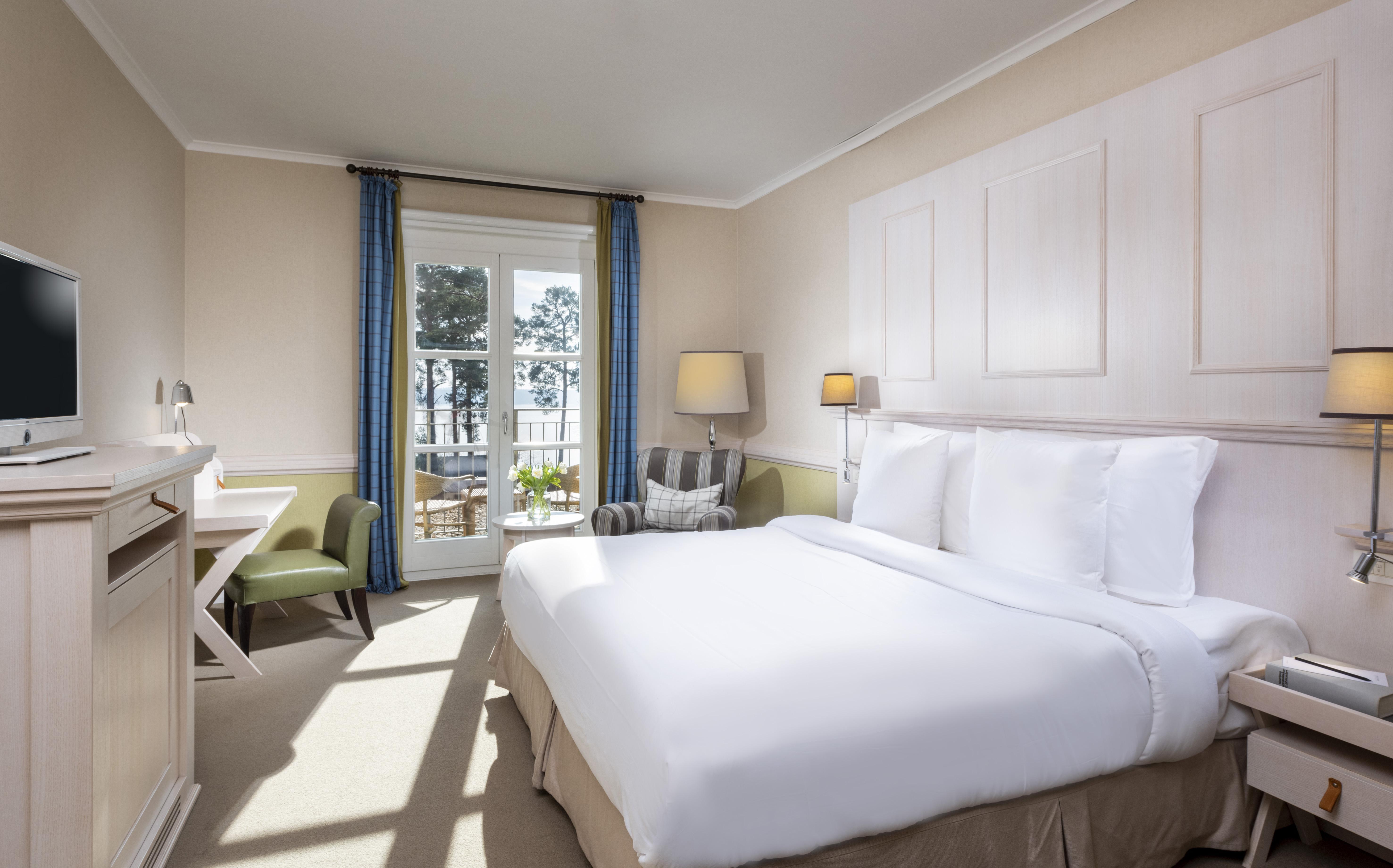 Precise Resort Bad Saarow-Pieskow Exterior foto A guest room at the Hotel Viking
