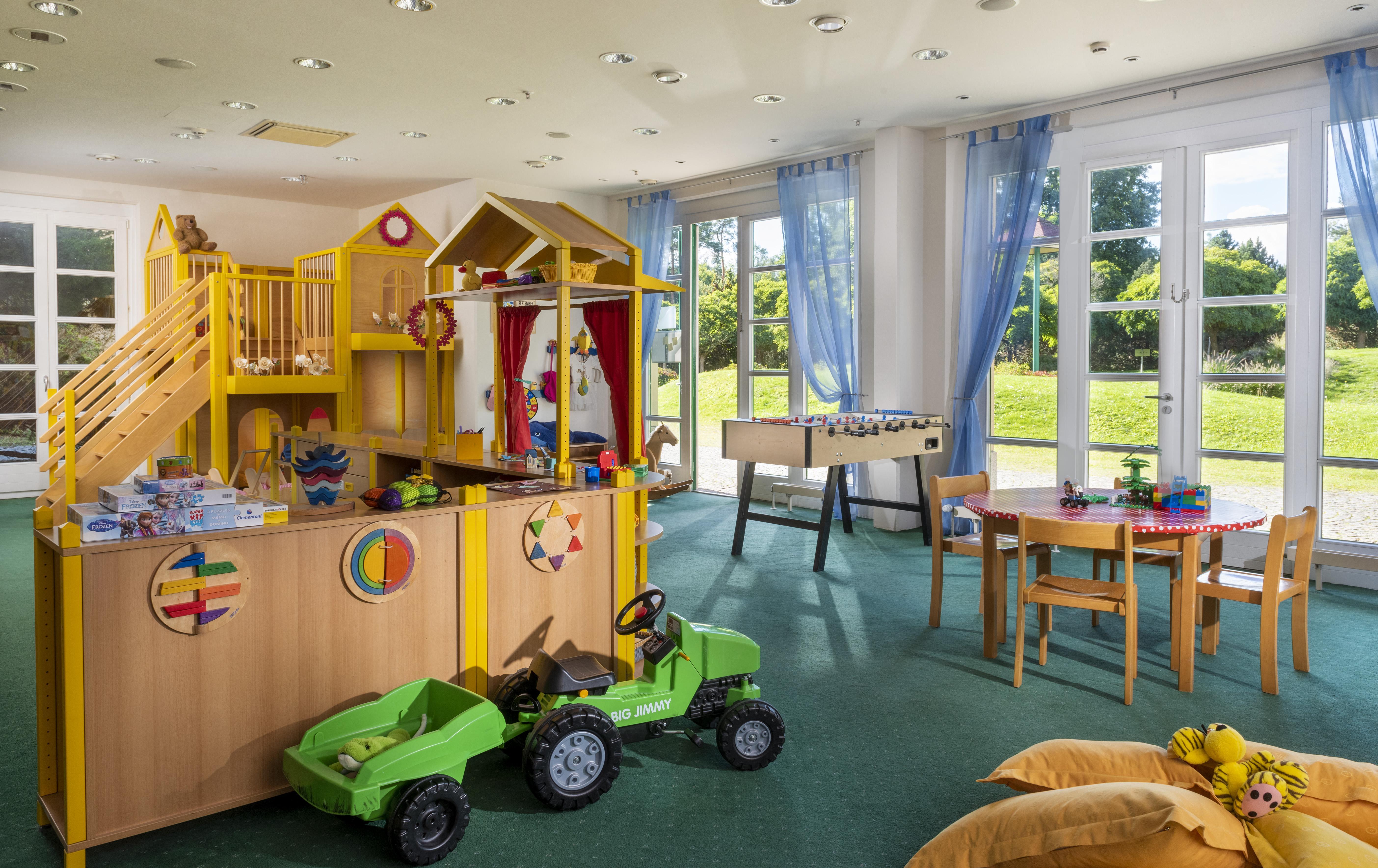 Precise Resort Bad Saarow-Pieskow Exterior foto The children's club at the Hotel