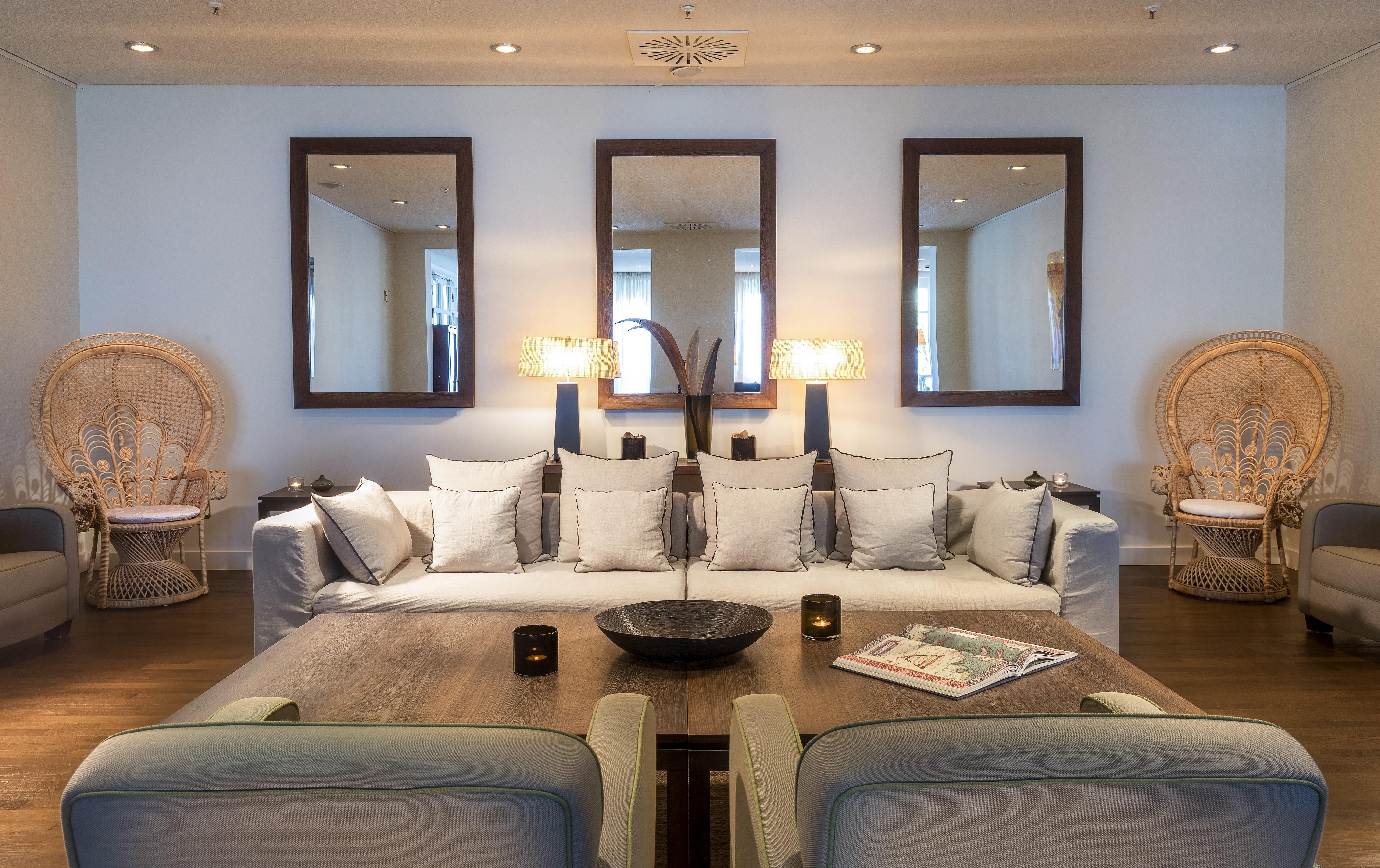 Precise Resort Bad Saarow-Pieskow Exterior foto A living room at The Ivy